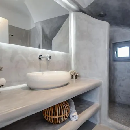 Rakan, Private Two Storey In Stelida, Naxos *